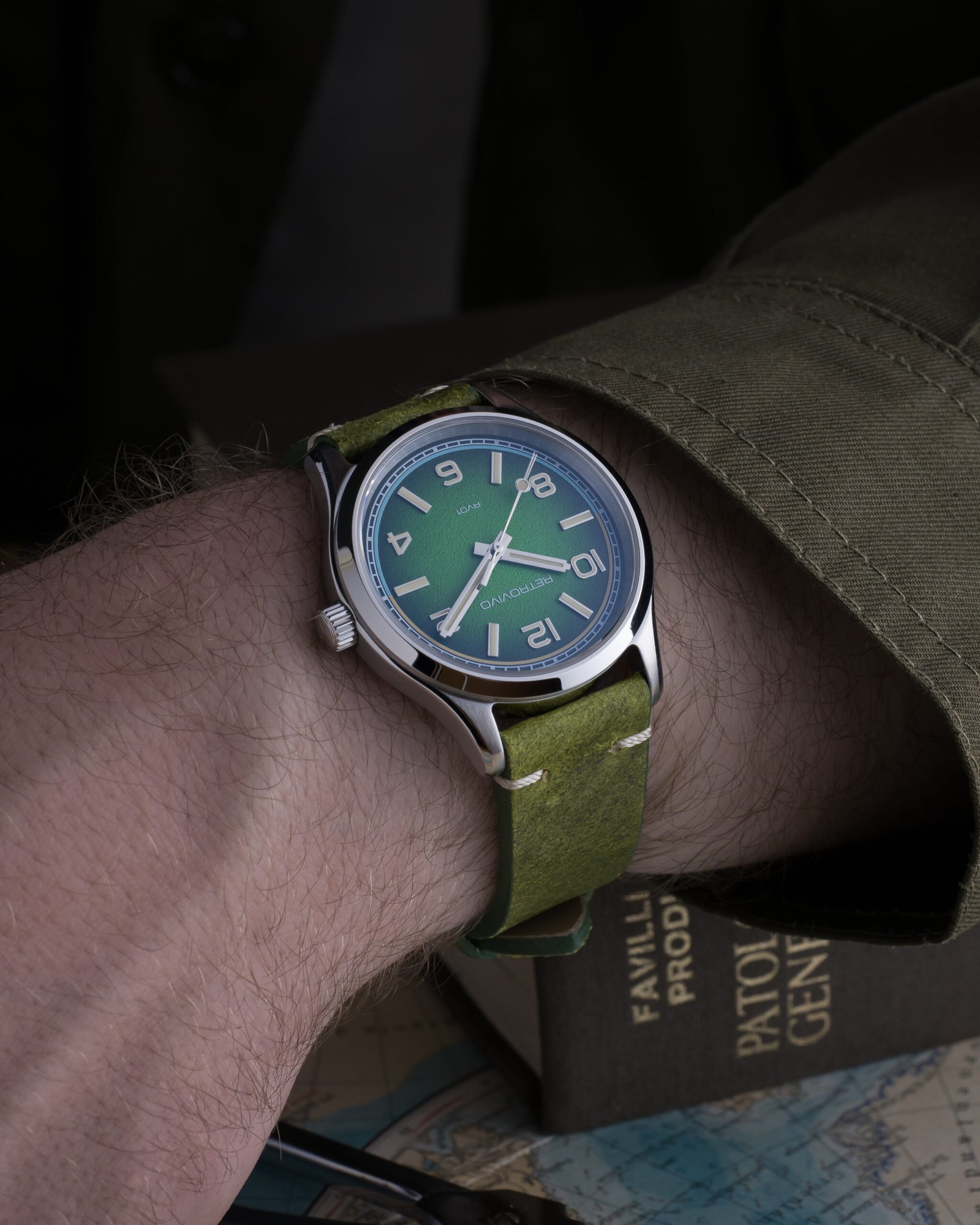 Retrovivo - RV01 - Green - Image 2